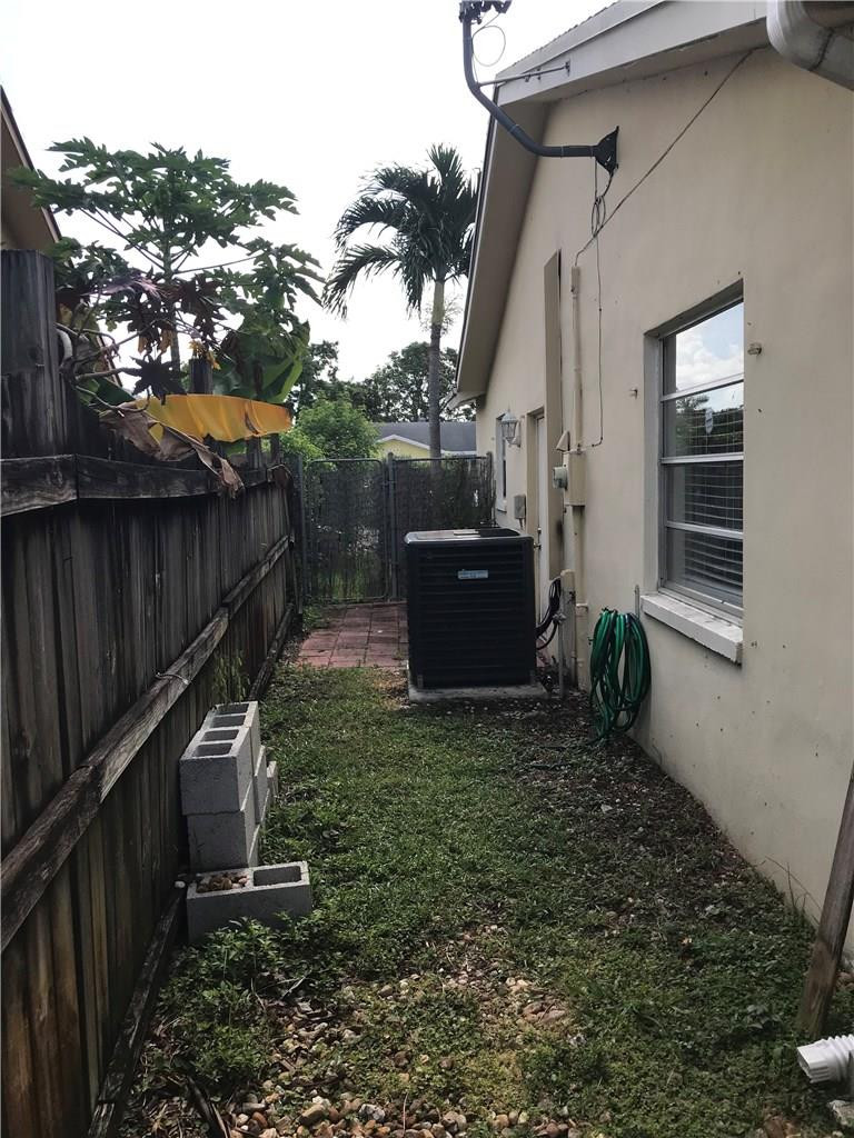 22683 Southwest 65th Way Boca Raton, FL 33428 - Photo 35 of 35 Photo 35