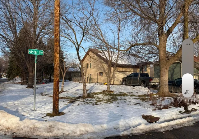 $344,900 | 301 Aster Drive, Northfield, MN 55057