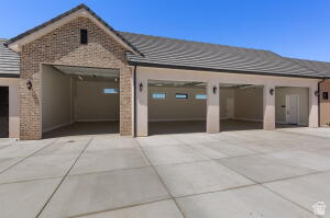 1141 East Lost Ridge Drive Washington, UT 84780 - Photo 24 of 108 Multi-bay garage with extensive concrete driveway