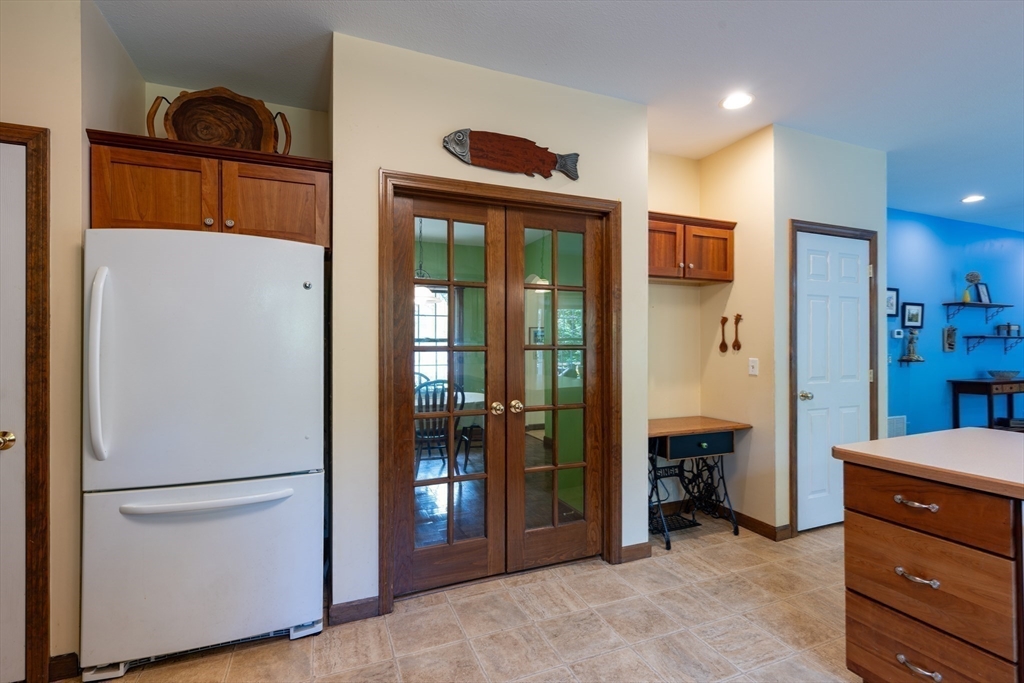 217 Cardinal Way Northampton, MA 01062 - Photo 14 of 37 a view of kitchen with stainless steel appliances refrigerator stove and cabinets