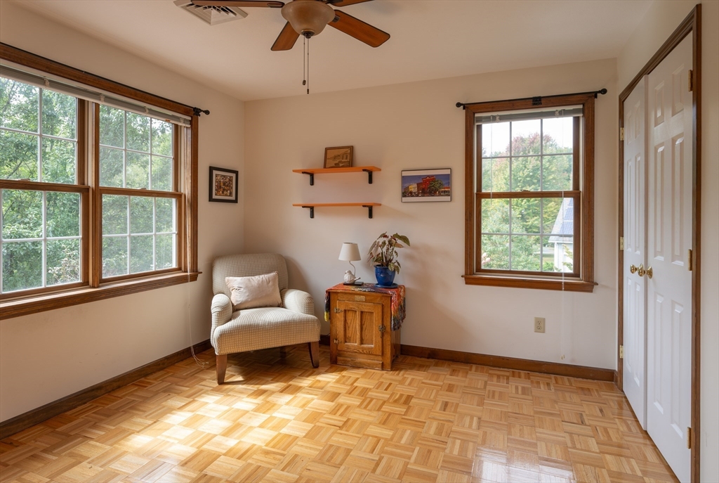 217 Cardinal Way Northampton, MA 01062 - Photo 33 of 37 a living room with furniture and a window