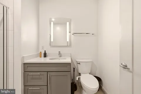 $229,000 | 1320 Fenwick Lane, Unit 204, Silver Spring, MD 20910