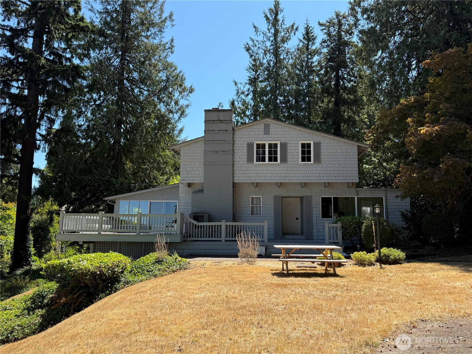 3216 Hunts Point Road Hunts Point, WA 98004 - Photo 6 of 23 Gallery Image 6