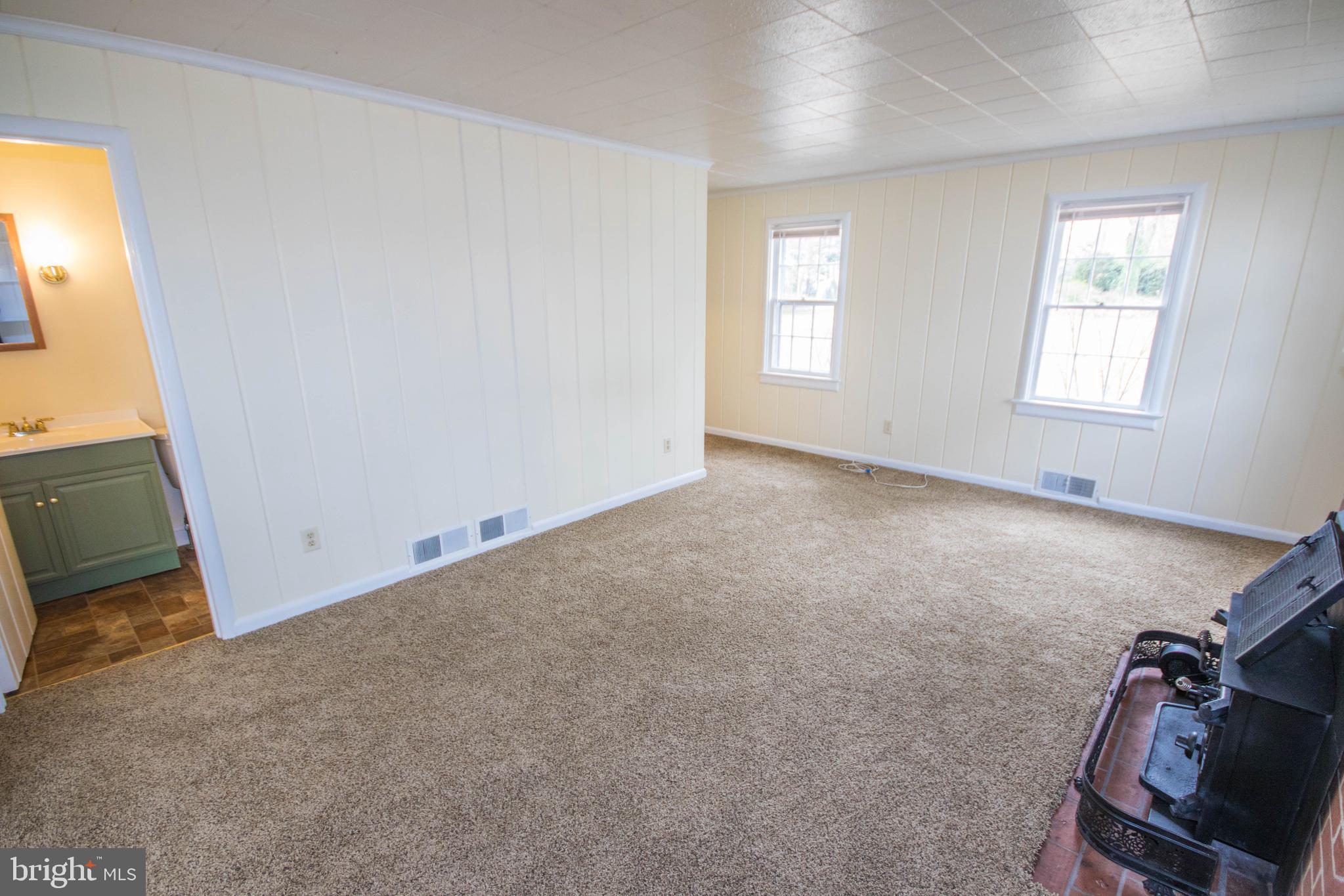 1007 Riverside Drive Salisbury, MD 21801 - Photo 14 of 43 Family Room