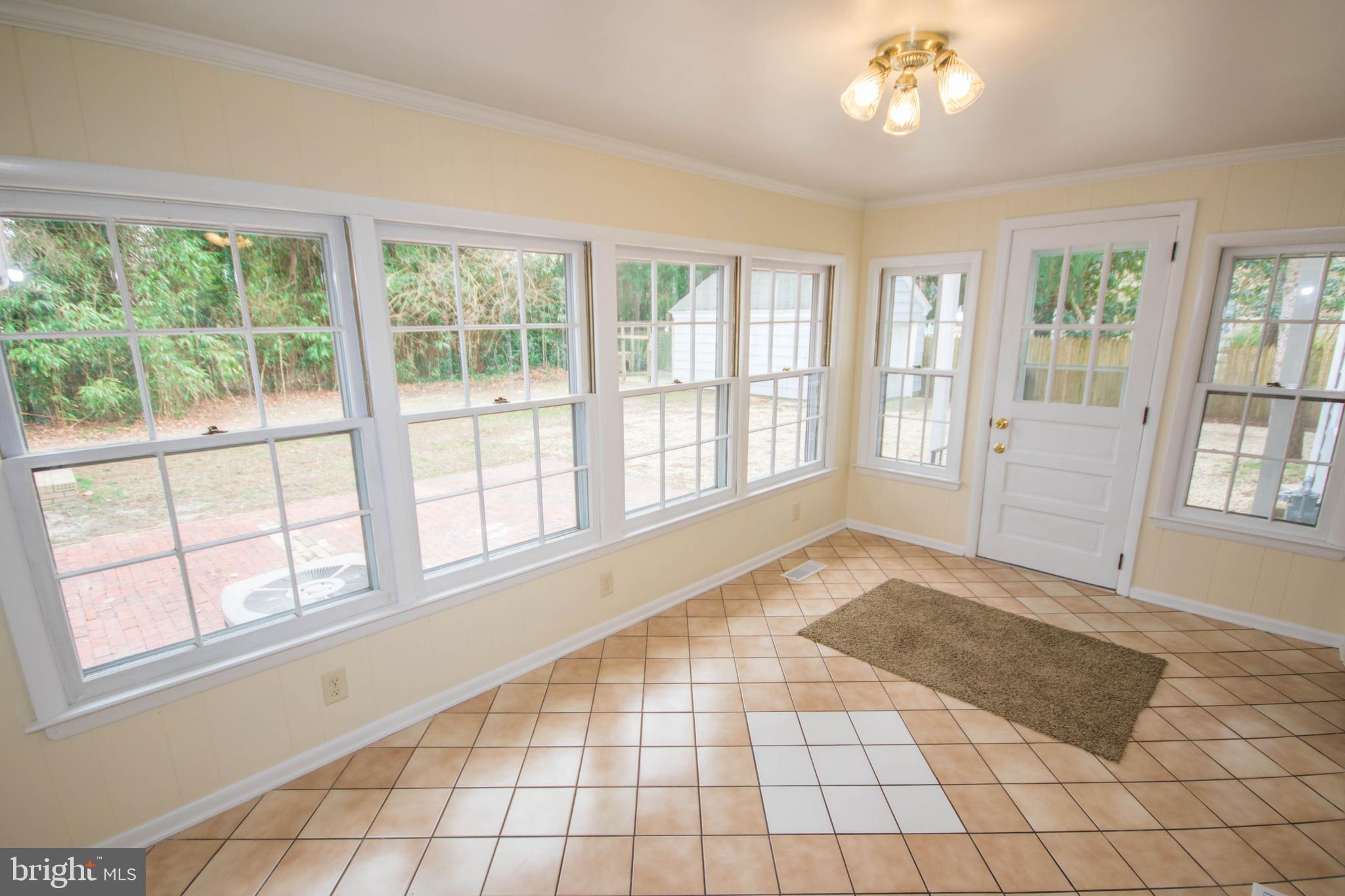 1007 Riverside Drive Salisbury, MD 21801 - Photo 18 of 43 Sun Room