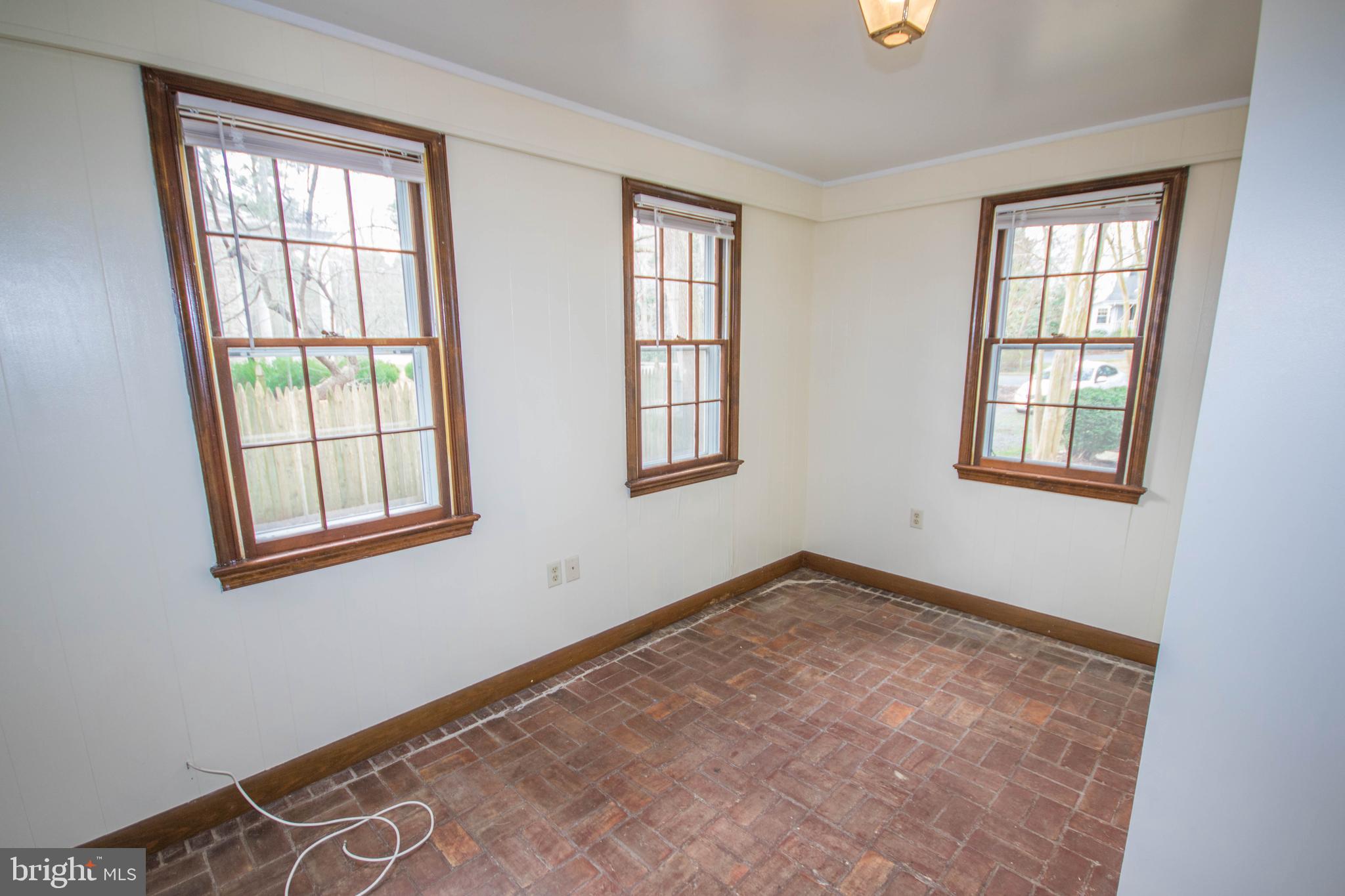 1007 Riverside Drive Salisbury, MD 21801 - Photo 8 of 43 Mud Room