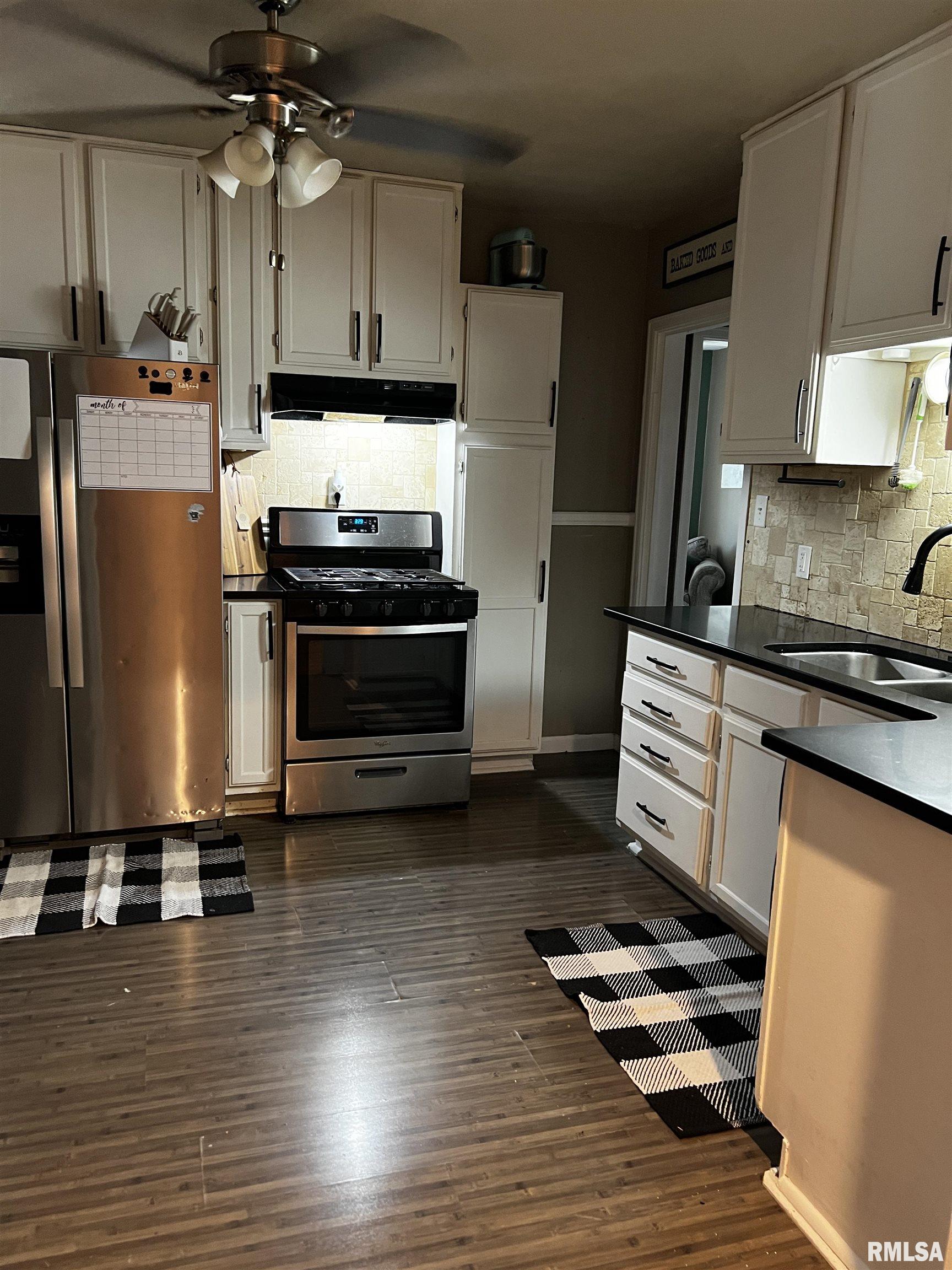 1904 East Sangamon Avenue Springfield, IL 62702 - Photo 7 of 16