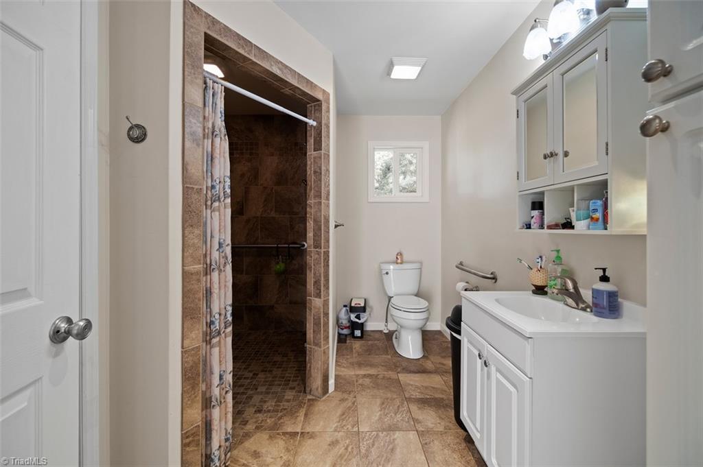203 Lakeview Road, Unit 45 Mocksville, NC 27028 - Photo 22 of 38 Gallery Image 22