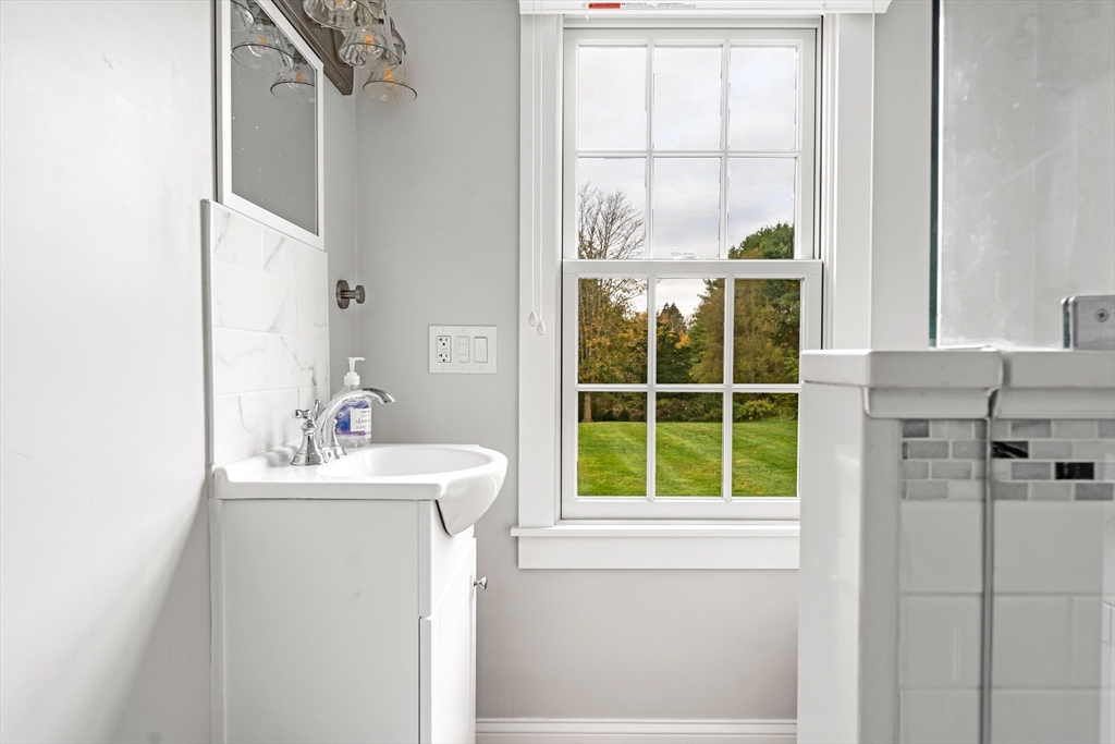 1815 Main Road Westport Point, MA 02791 - Photo 27 of 37