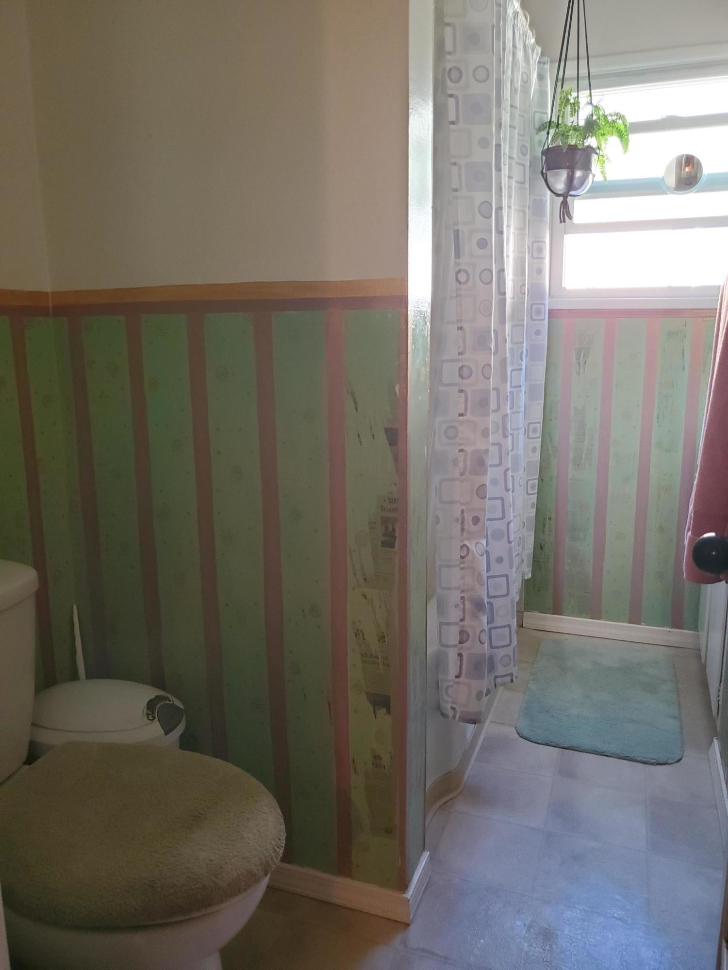 1032 Reddy Avenue Medford, OR 97504 - Photo 9 of 20 20201016_162910