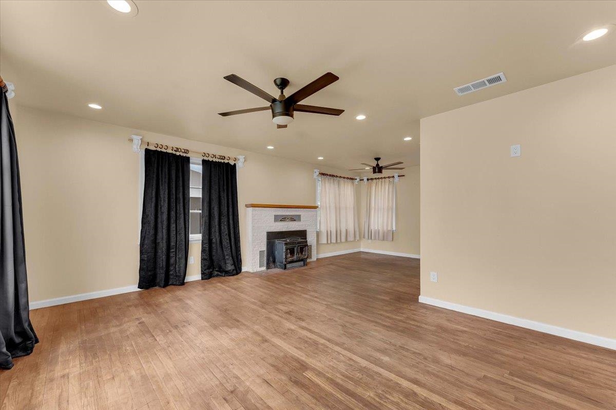 1605 Walbridge Street Red Bluff, CA 96080 - Photo 5 of 32