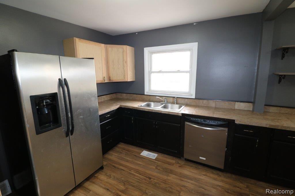 1696 Bowers Road Lapeer, MI 48446 - Photo 11 of 19 IMG_9758.jpg