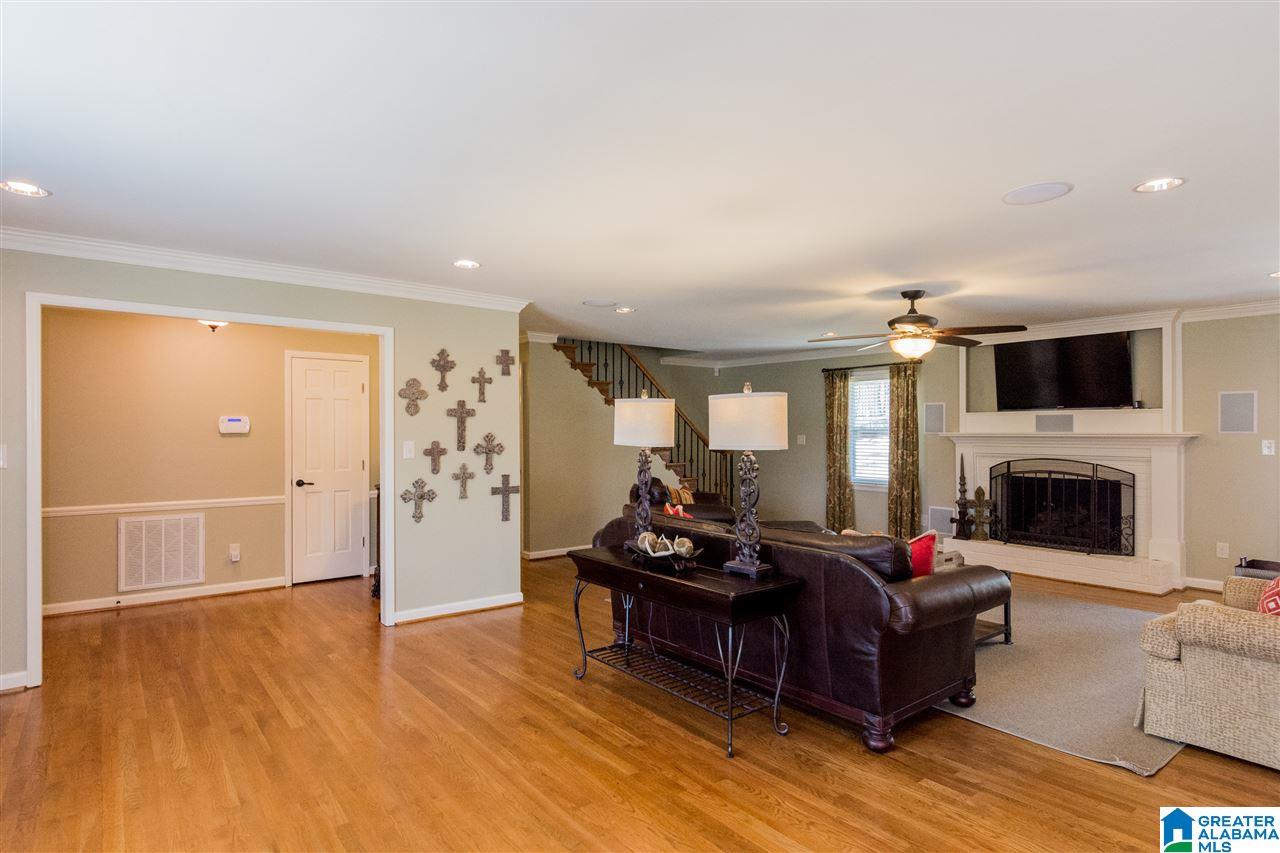 1330 Anglewood Drive Birmingham, AL 35216 - Photo 10 of 50