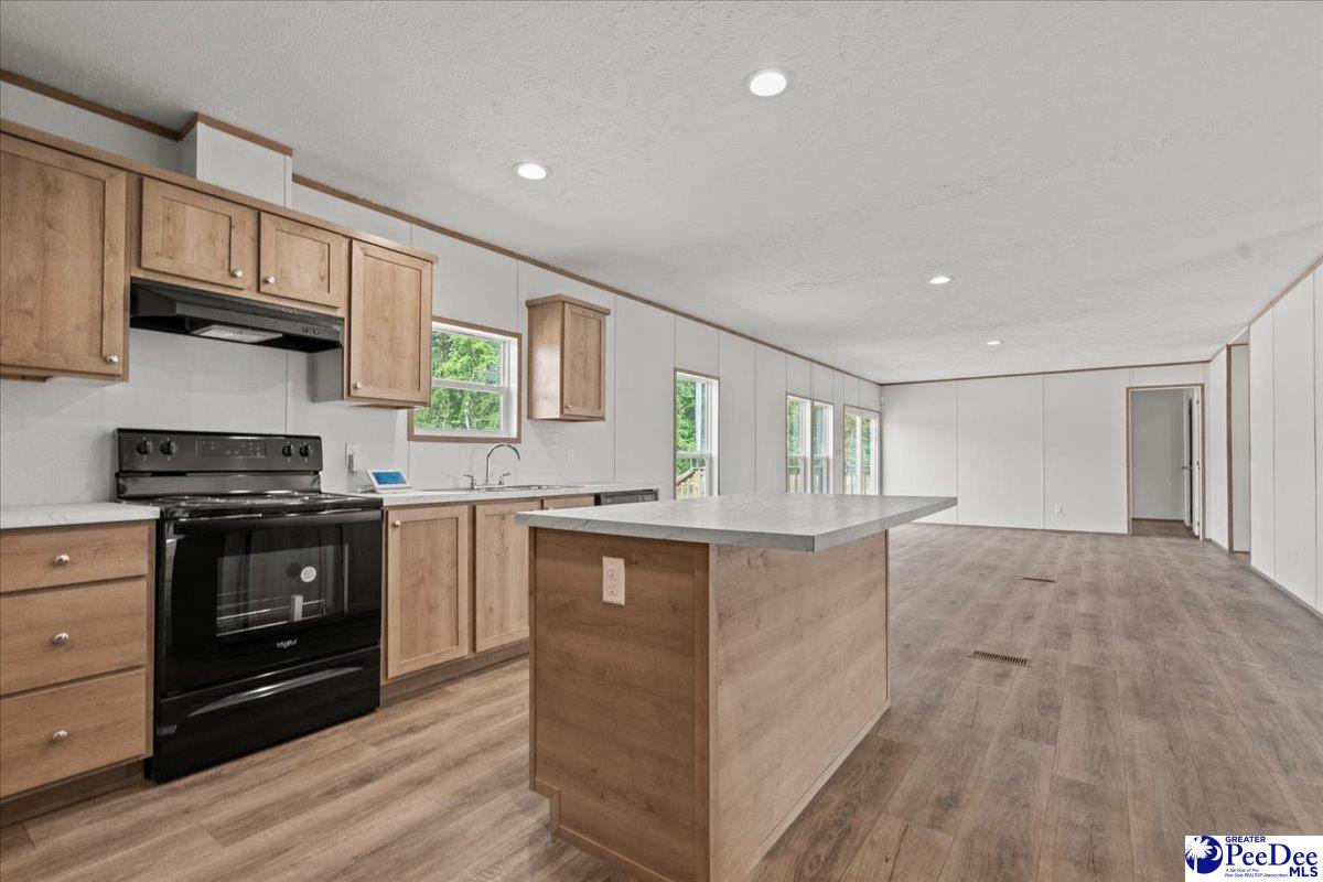 4015 Garner Road Timmonsville, SC 29161 - Photo 3 of 37 Gallery Image 3