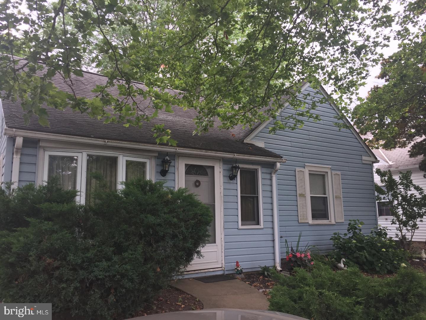 38 West County Line Road Hatboro, PA 19040 - Photo 2 of 4