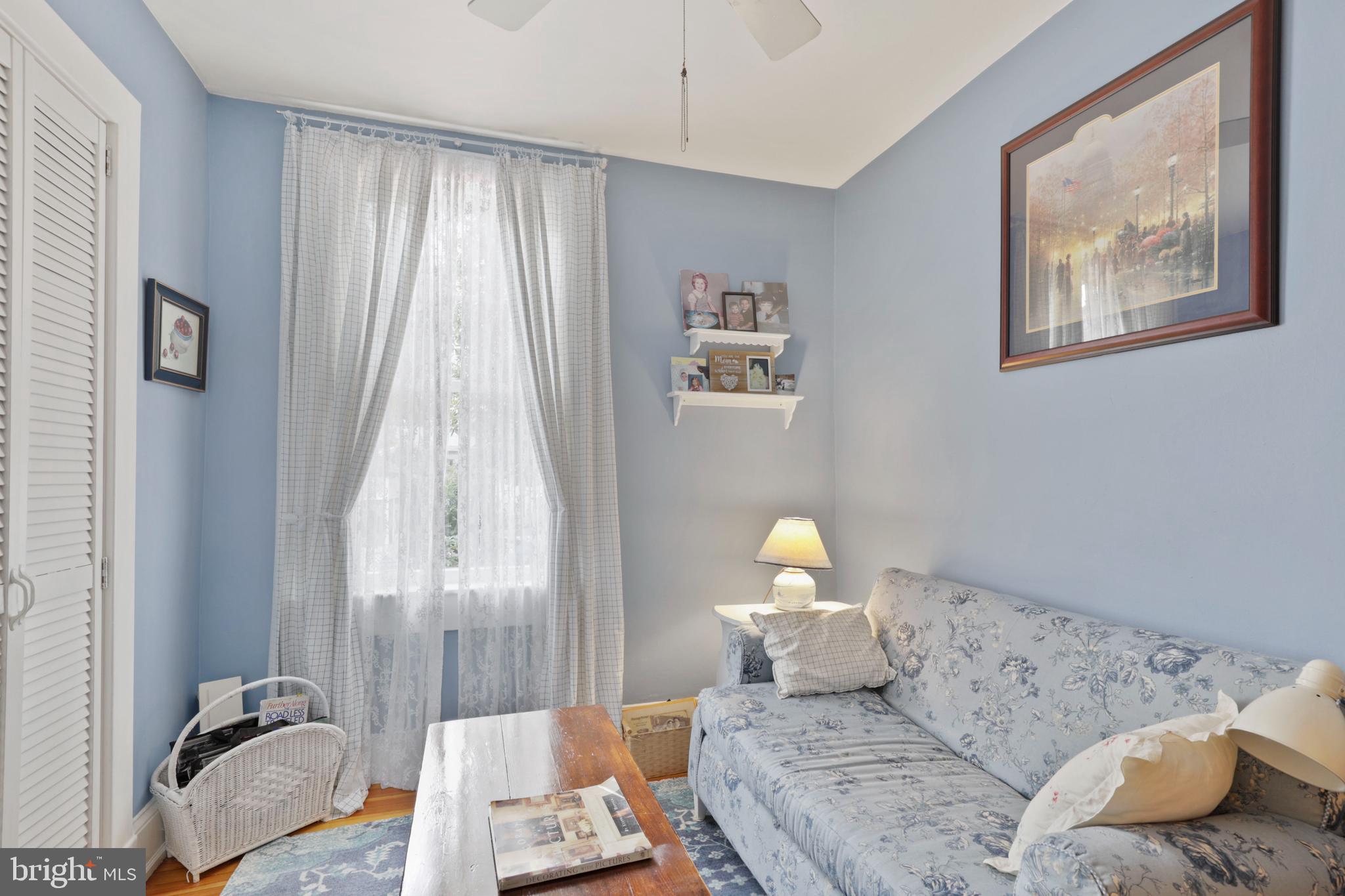 500 State Street Annapolis, MD 21403 - Photo 12 of 44 Cozy office/den on first floor w/large closet