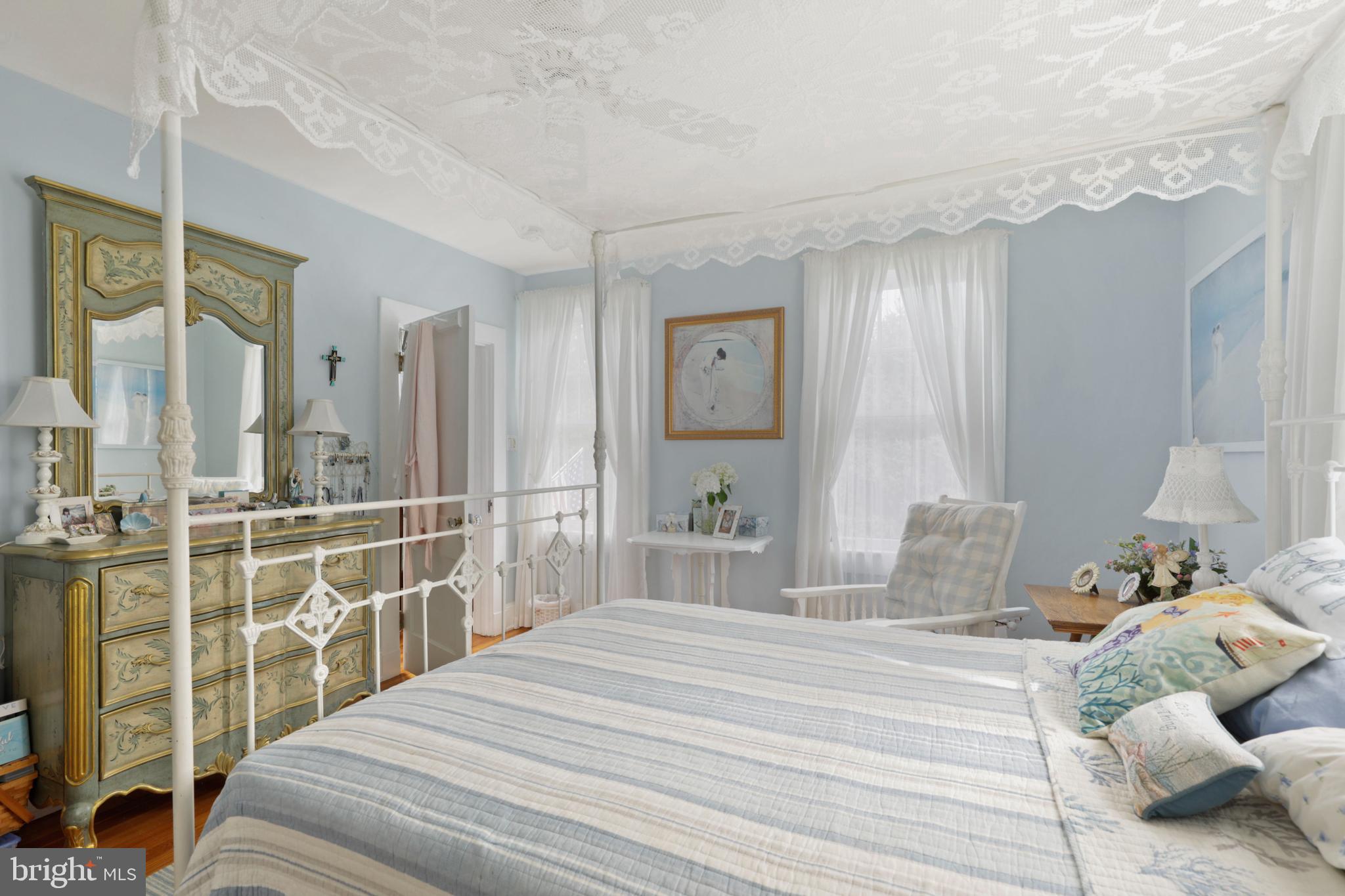 500 State Street Annapolis, MD 21403 - Photo 19 of 44 #3 Bedroom with Queen Size Bed