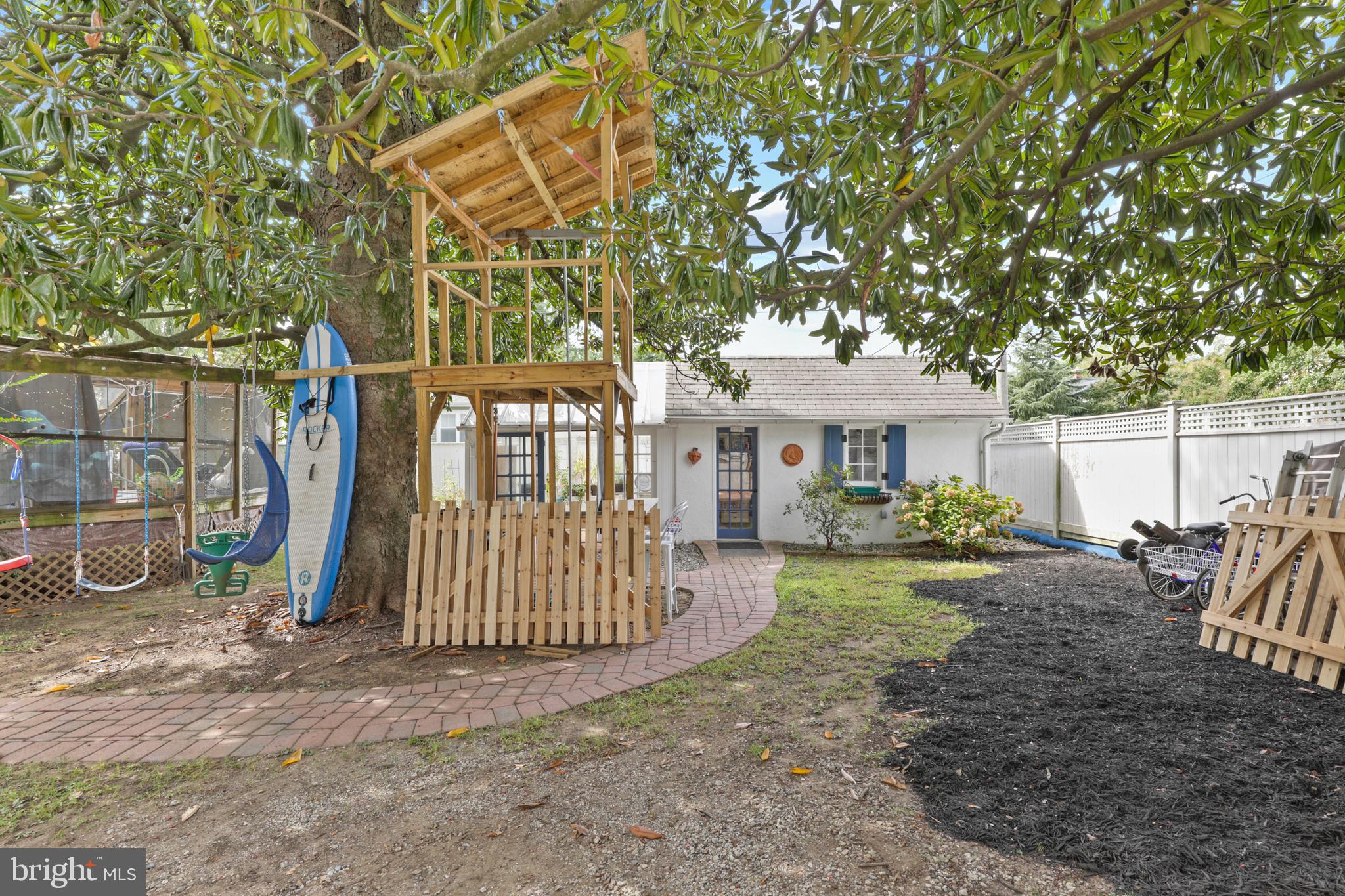 500 State Street Annapolis, MD 21403 - Photo 33 of 44 Rear Cottage w/Elec, A/C & Heat & Greenhouse