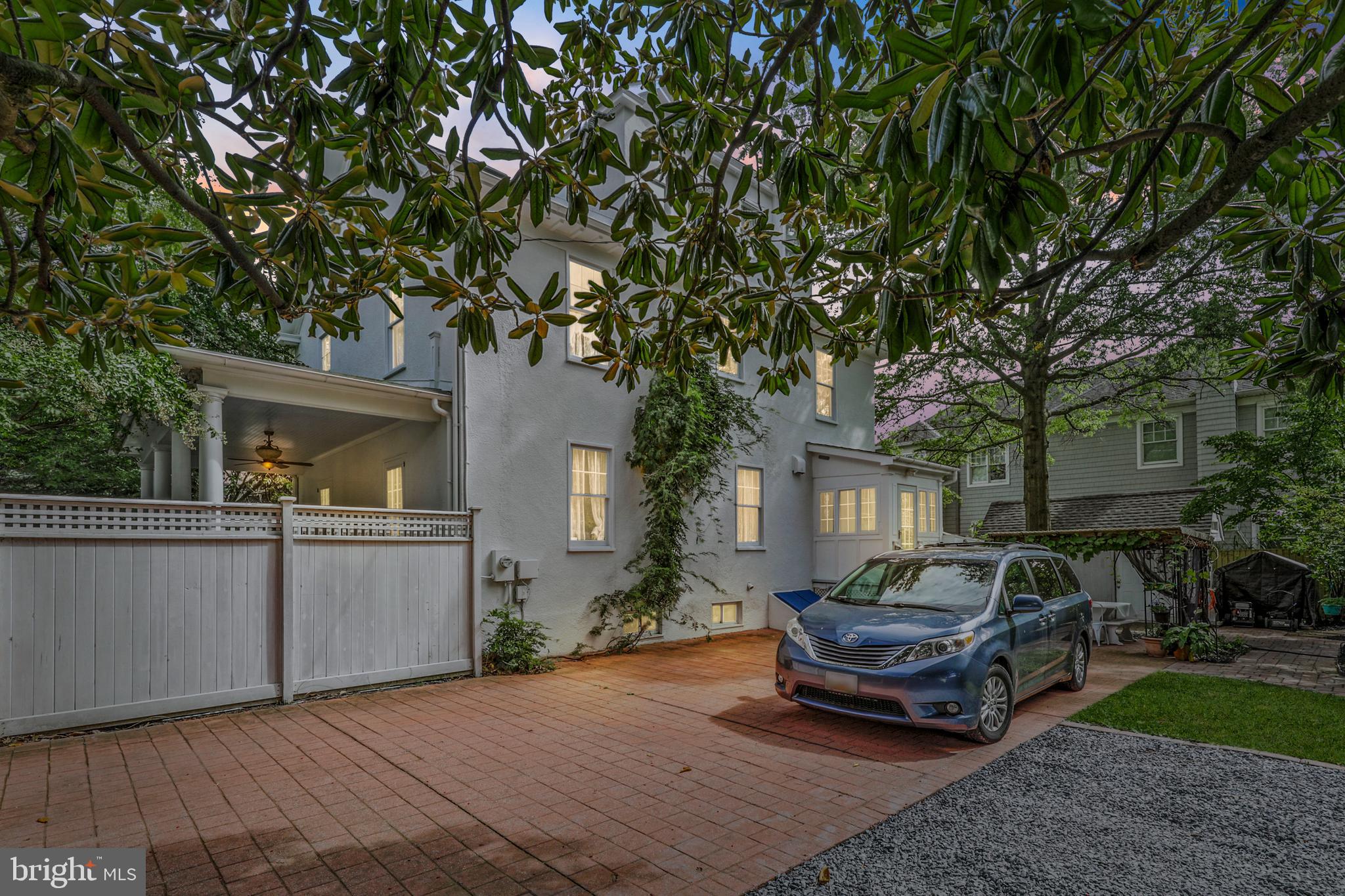 500 State Street Annapolis, MD 21403 - Photo 40 of 44 Situated on a 1/3 Acre Lot & 4+ Car Parking