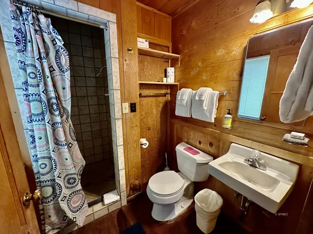 $2,350 | 54059 Montgomery, Idyllwild, CA 92549