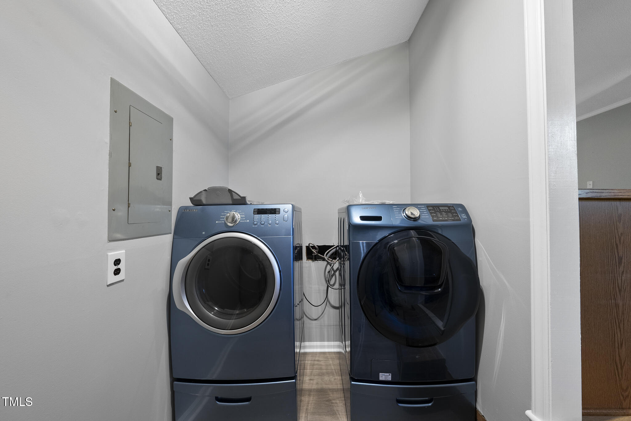 4500 Castlebar Drive Raleigh, NC 27604 - Photo 21 of 36 a utility room with dryer and washer