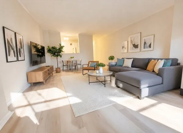 $2,750 | 2 Hawthorne Place, Unit 5F, Boston, MA 02114