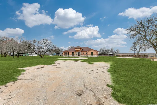 $545,000 | 470 Blue Quail, Lytle, TX 78052