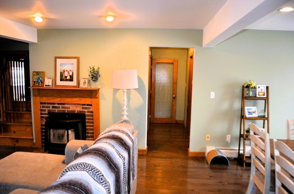 164 Acushnet Road Mattapoisett, MA 02739 - Photo 13 of 40 Gallery Image 13