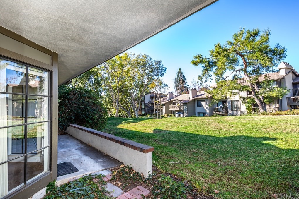 2 Lago Sud, Unit 1 Irvine, CA 92612 - Photo 26 of 37