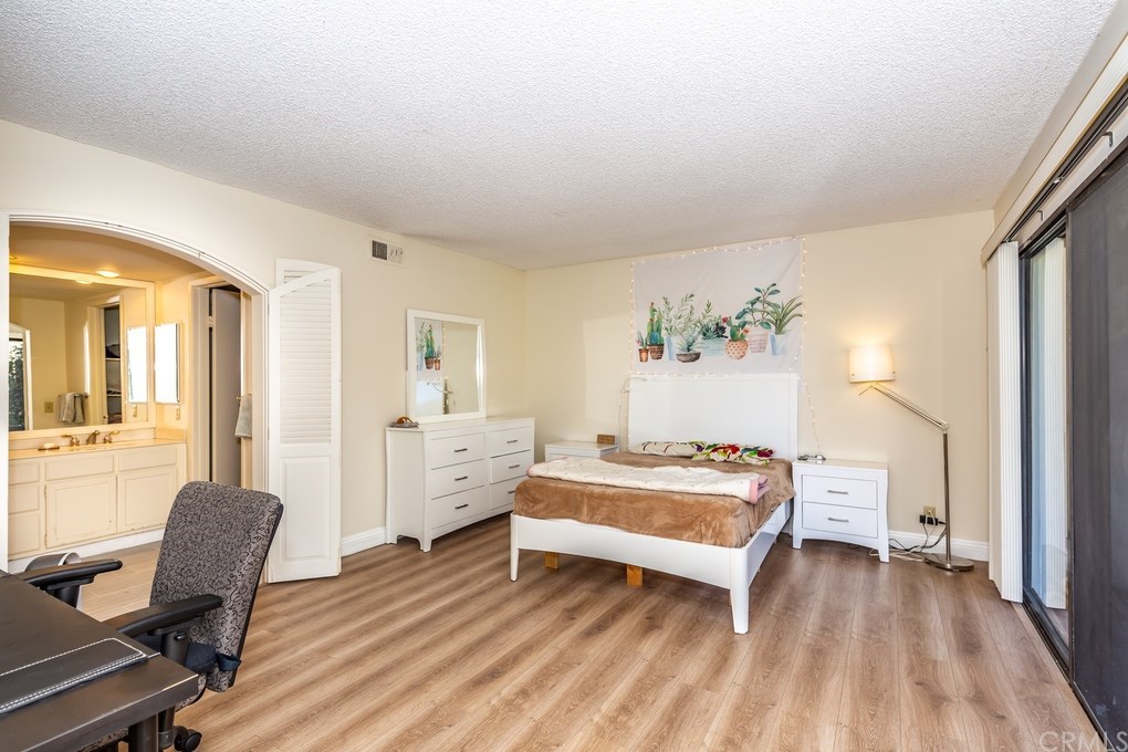 2 Lago Sud, Unit 1 Irvine, CA 92612 - Photo 31 of 37