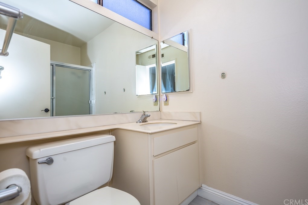 2 Lago Sud, Unit 1 Irvine, CA 92612 - Photo 33 of 37