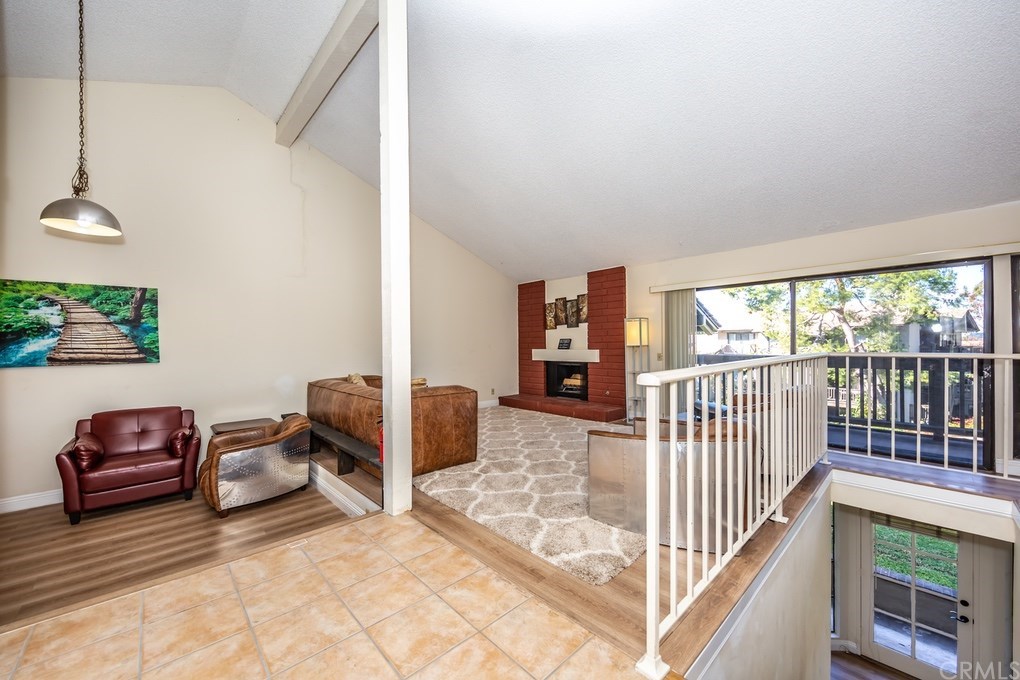 2 Lago Sud, Unit 1 Irvine, CA 92612 - Photo 9 of 37