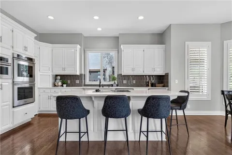 $950,000 | 14621 Dearborn Street, Overland Park, KS 66223