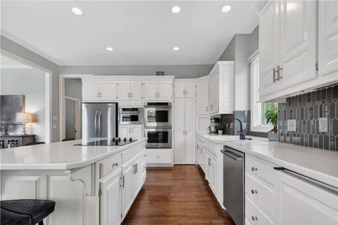 $950,000 | 14621 Dearborn Street, Overland Park, KS 66223