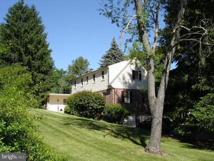 535 Valley View Road Towson, MD 21286 - Photo 12 of 24 View from the East side of house