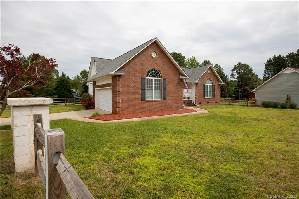 1431 Legion Road Fort Mill, SC 29715 - Photo 6 of 30 Gallery Image 6