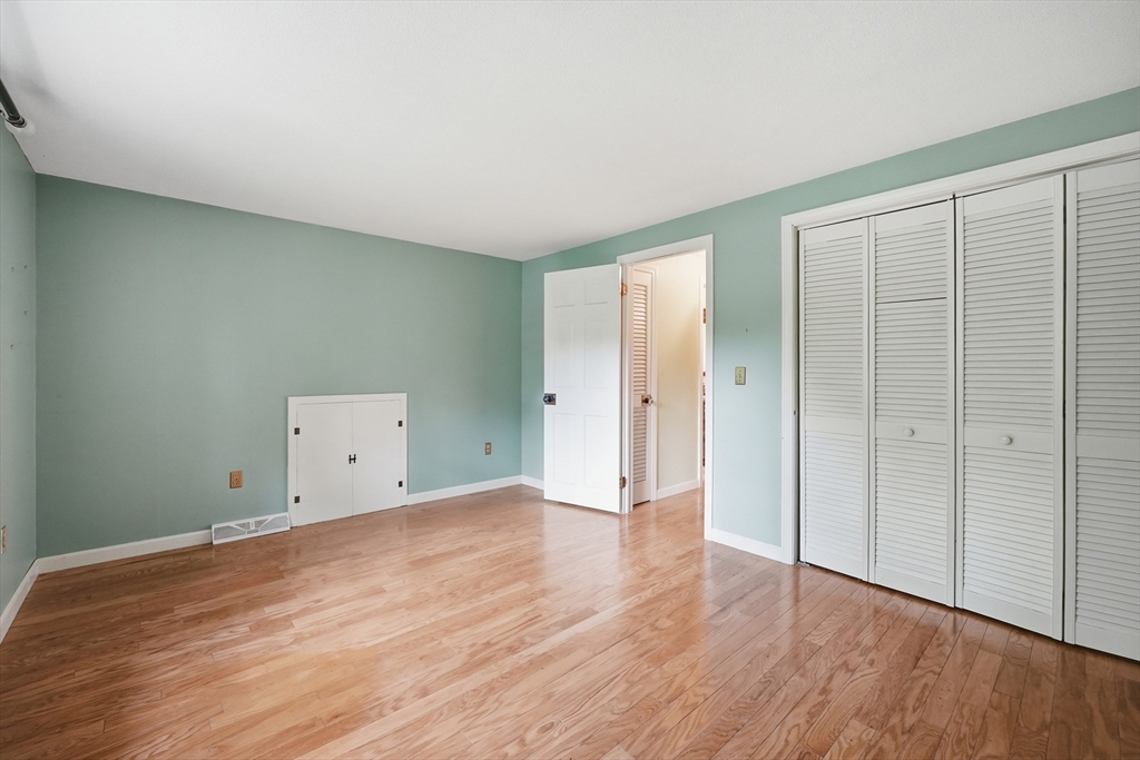 45 Glendale Road Northampton, MA 01062 - Photo 26 of 34