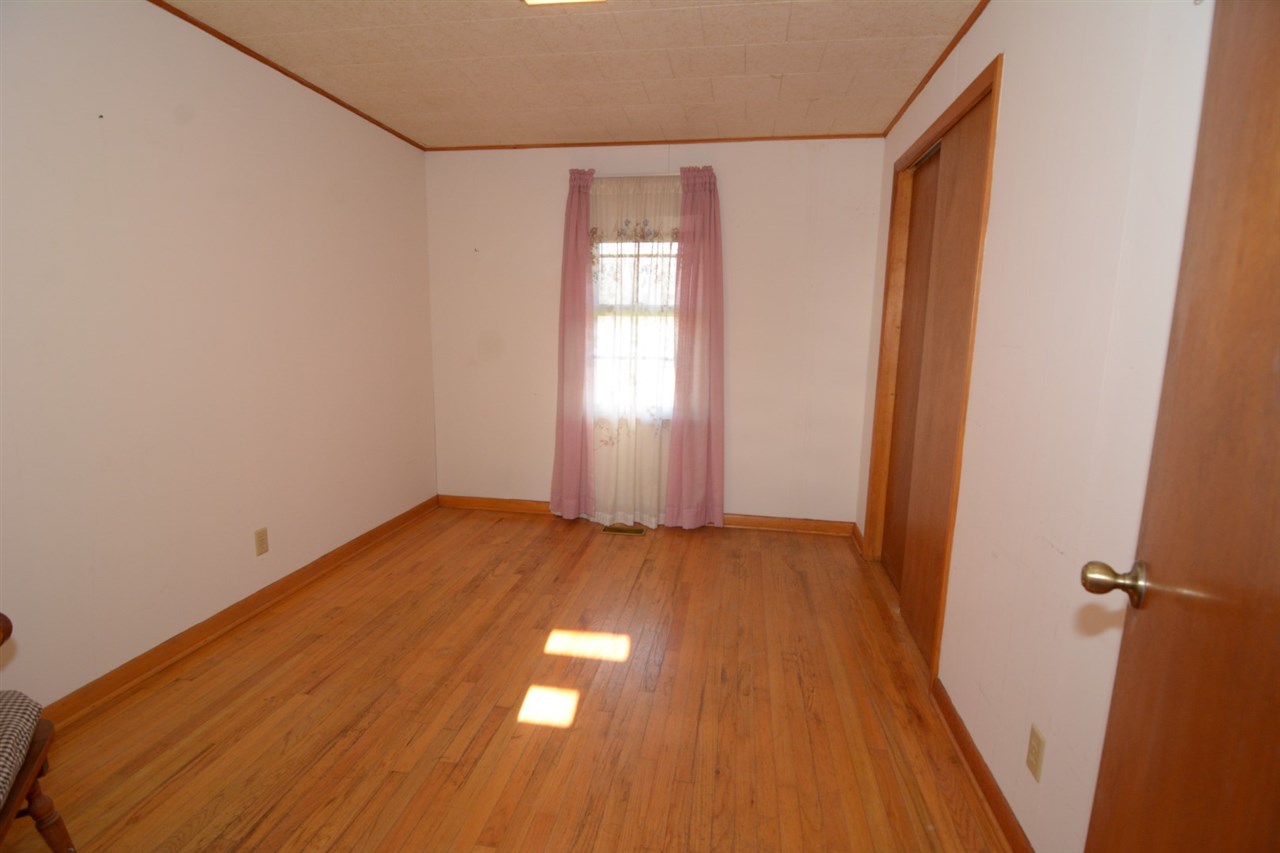 6344 Ferstel Road Newburgh, IN 47630 - Photo 11 of 20