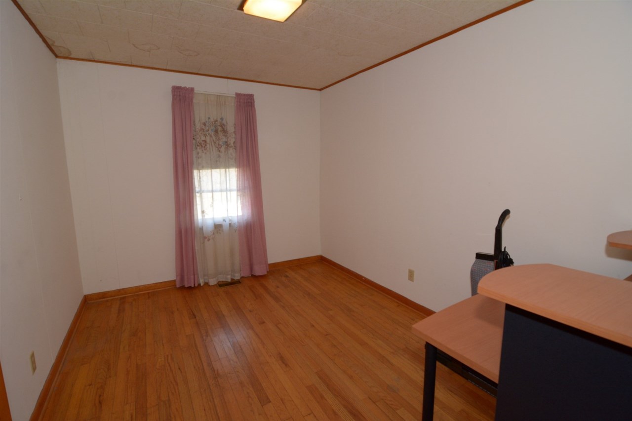 6344 Ferstel Road Newburgh, IN 47630 - Photo 10 of 20