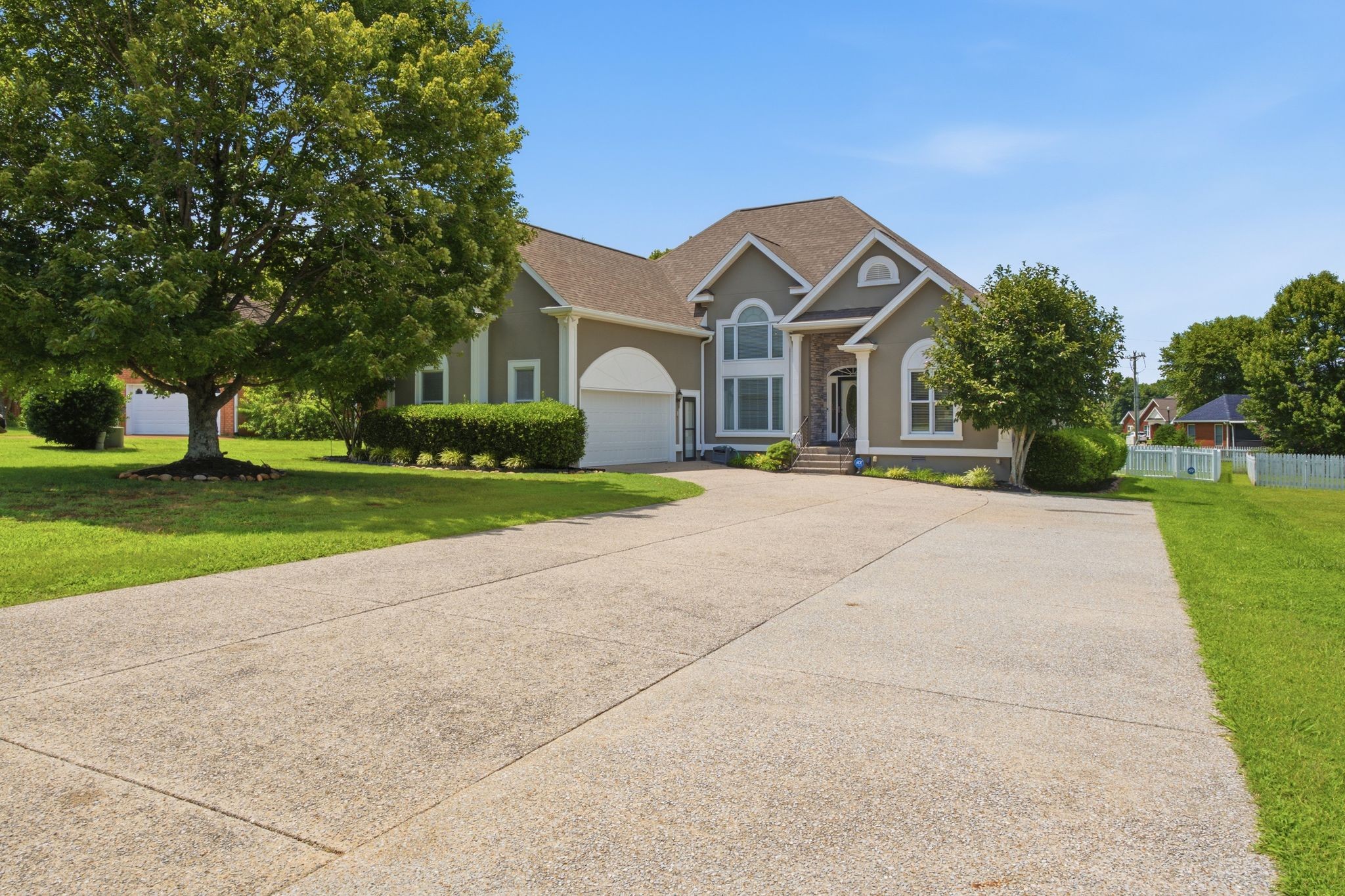 104 Clearview Court Springfield, TN 37172 - Photo 1 of 36