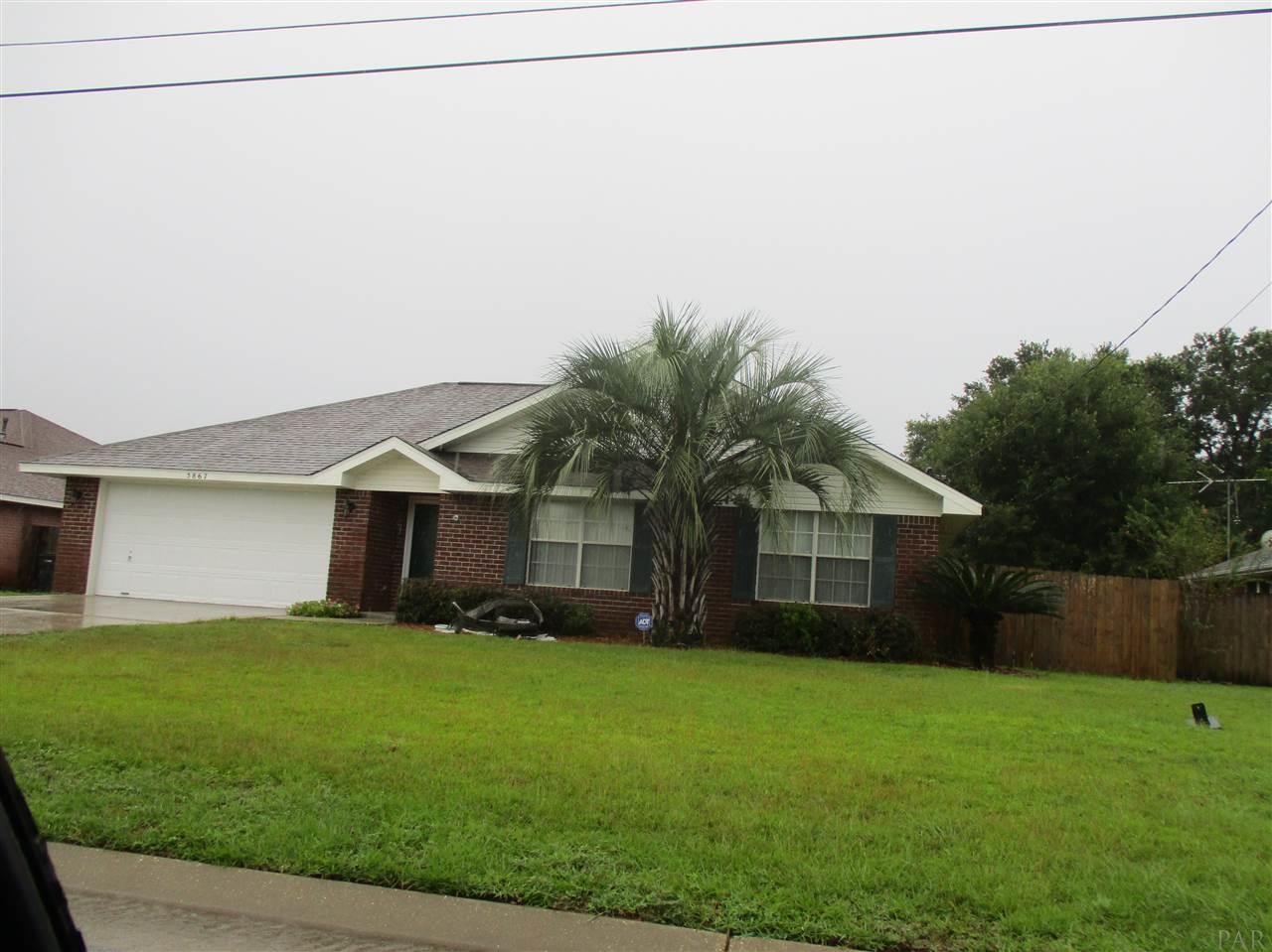 5867 Admirals Road Milton, FL 32583 - Photo 4 of 18 Gallery Image 4