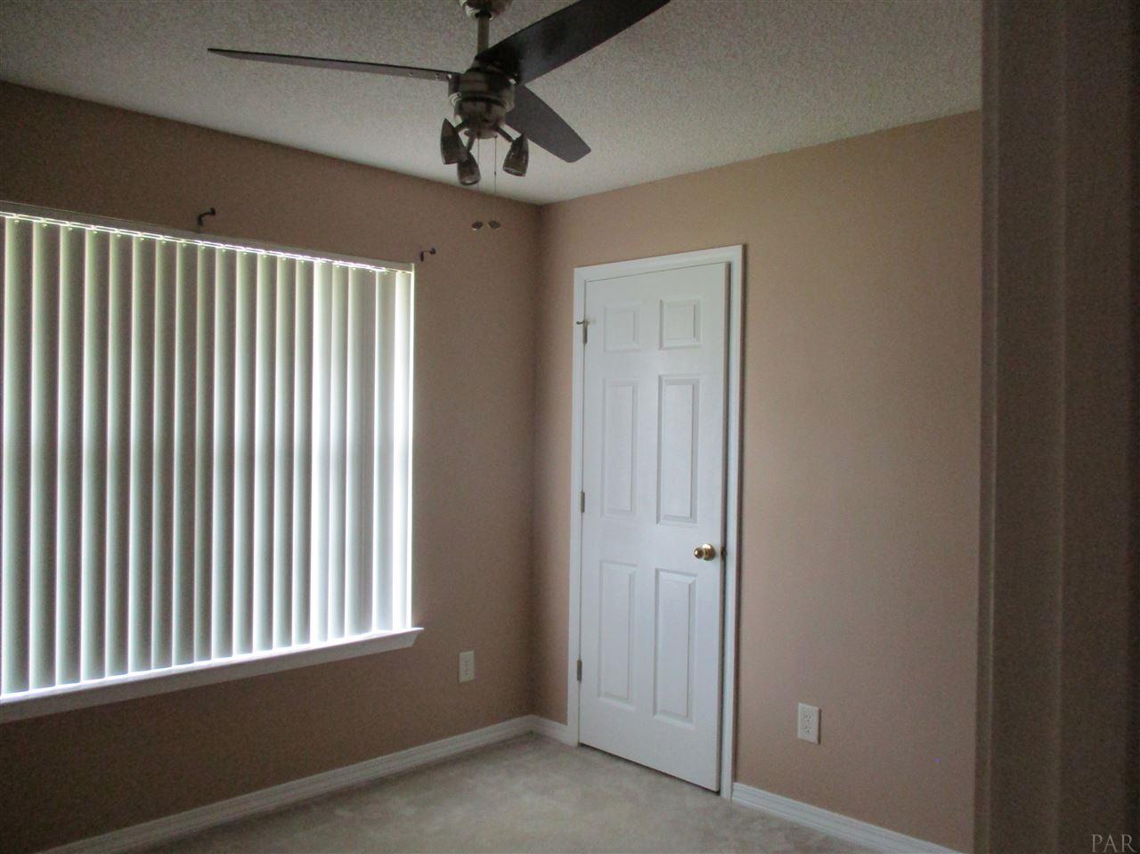 5867 Admirals Road Milton, FL 32583 - Photo 10 of 18 Gallery Image 10