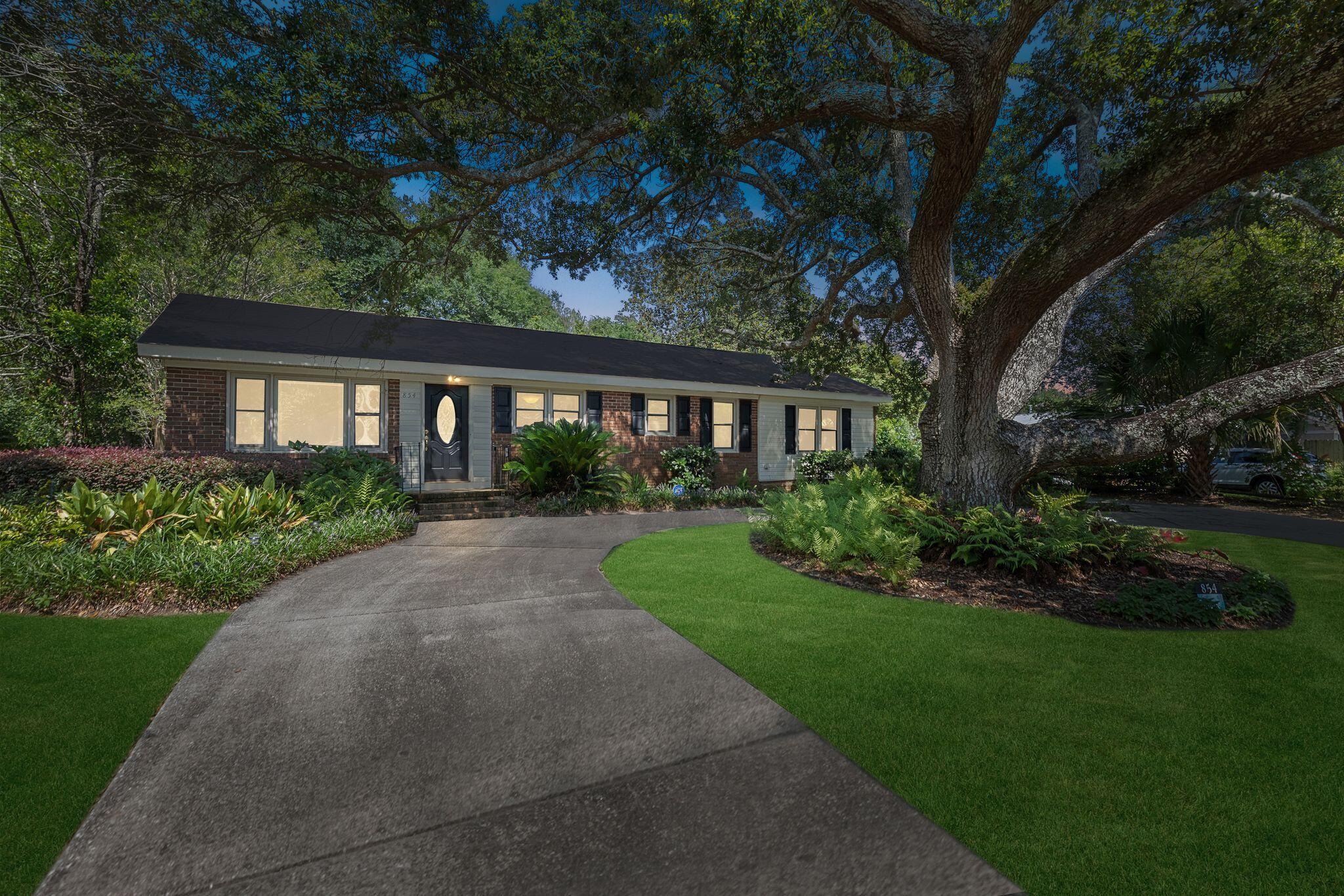 854MontgomeryRd-KeenEyeMarketing-44