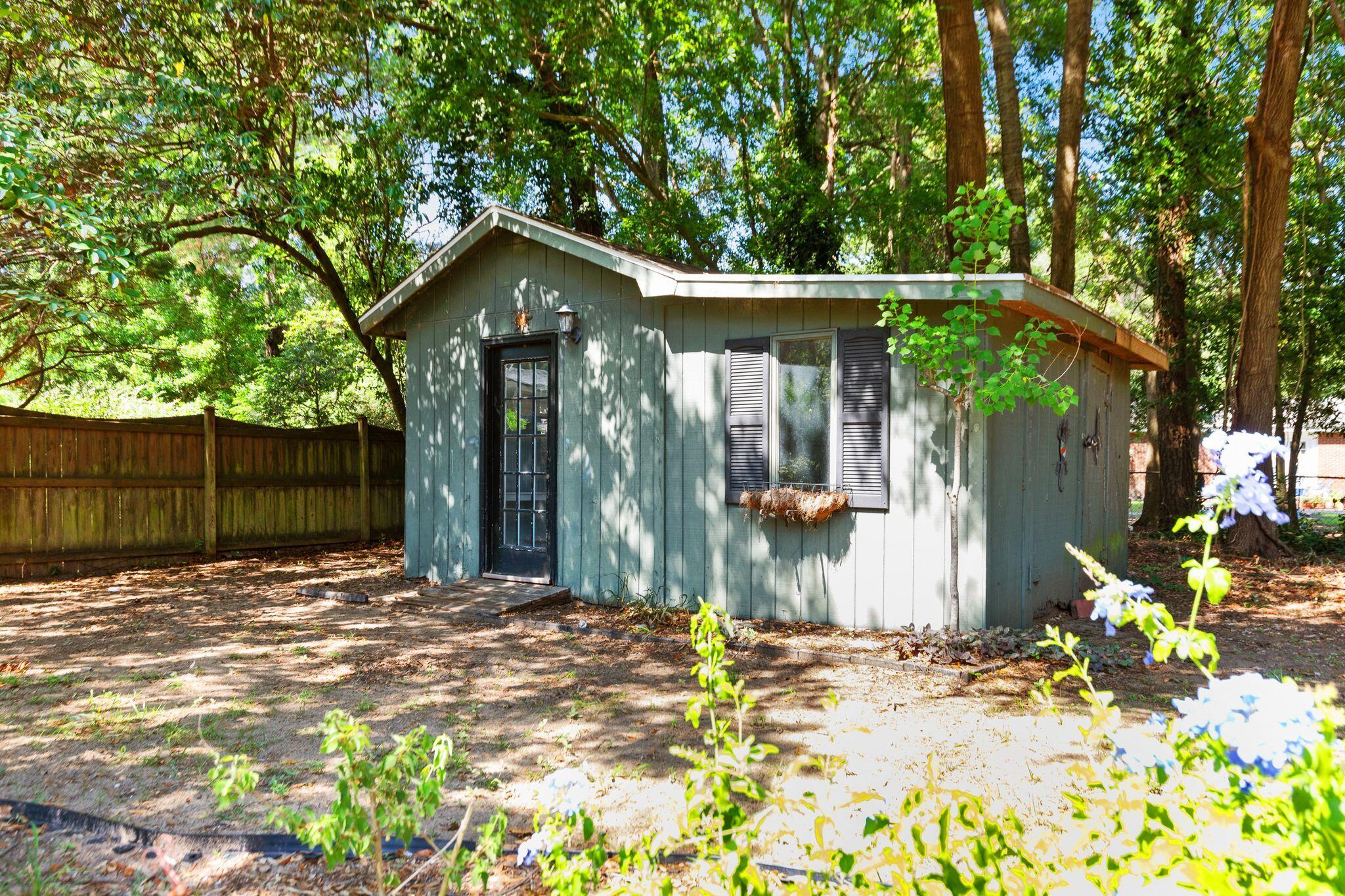 854 Montgomery Road Charleston, SC 29412 - Photo 31 of 42 854MontgomeryRd-KeenEyeMarketing-33