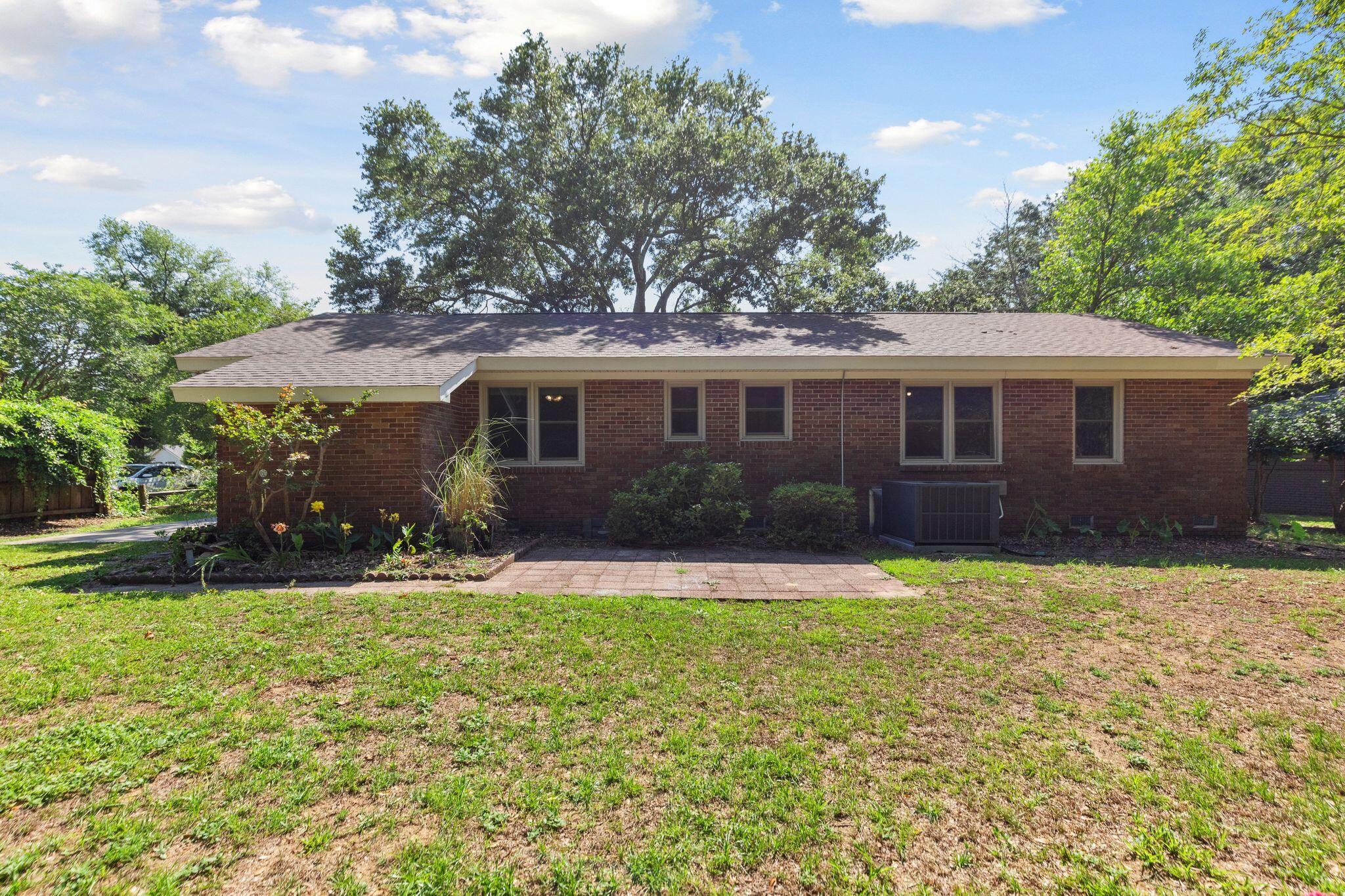 854 Montgomery Road Charleston, SC 29412 - Photo 33 of 42 854MontgomeryRd-KeenEyeMarketing-34