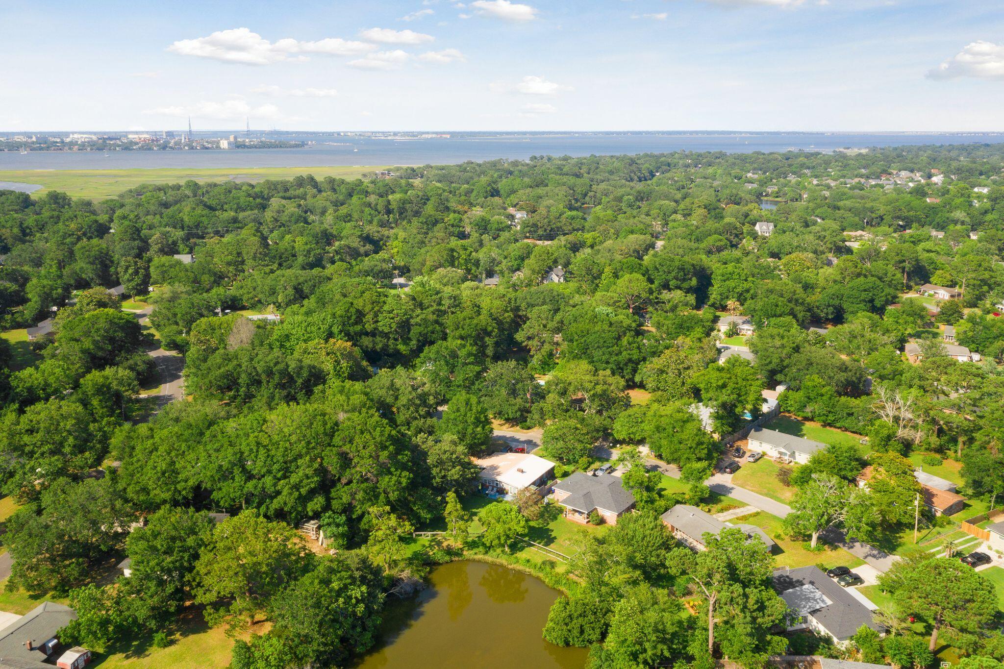 854 Montgomery Road Charleston, SC 29412 - Photo 39 of 42 854MontgomeryRd-KeenEyeMarketing-40