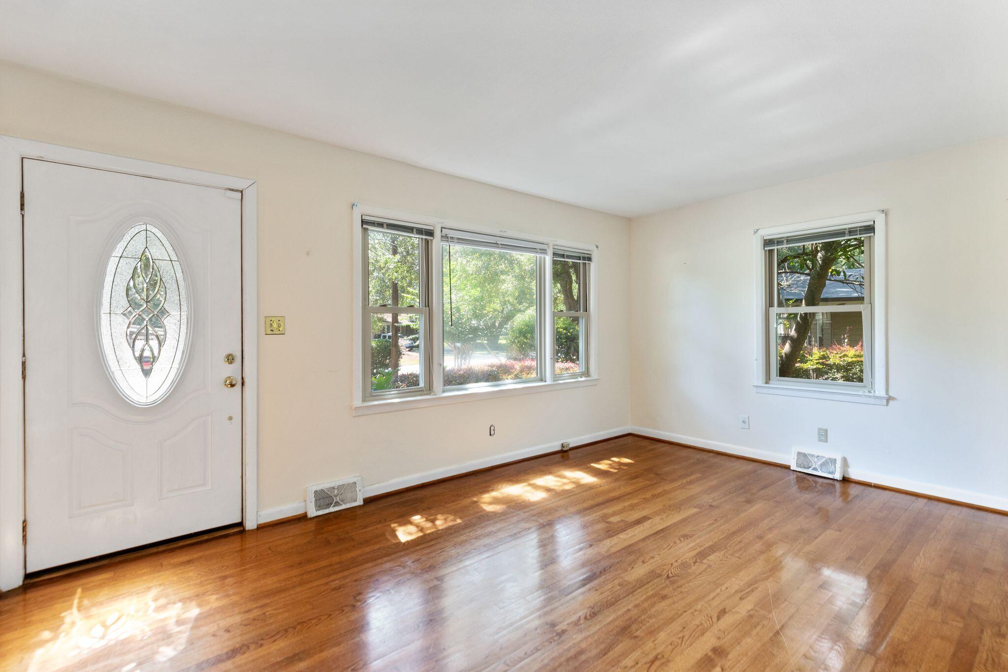 854 Montgomery Road Charleston, SC 29412 - Photo 9 of 42 854MontgomeryRd-KeenEyeMarketing-10