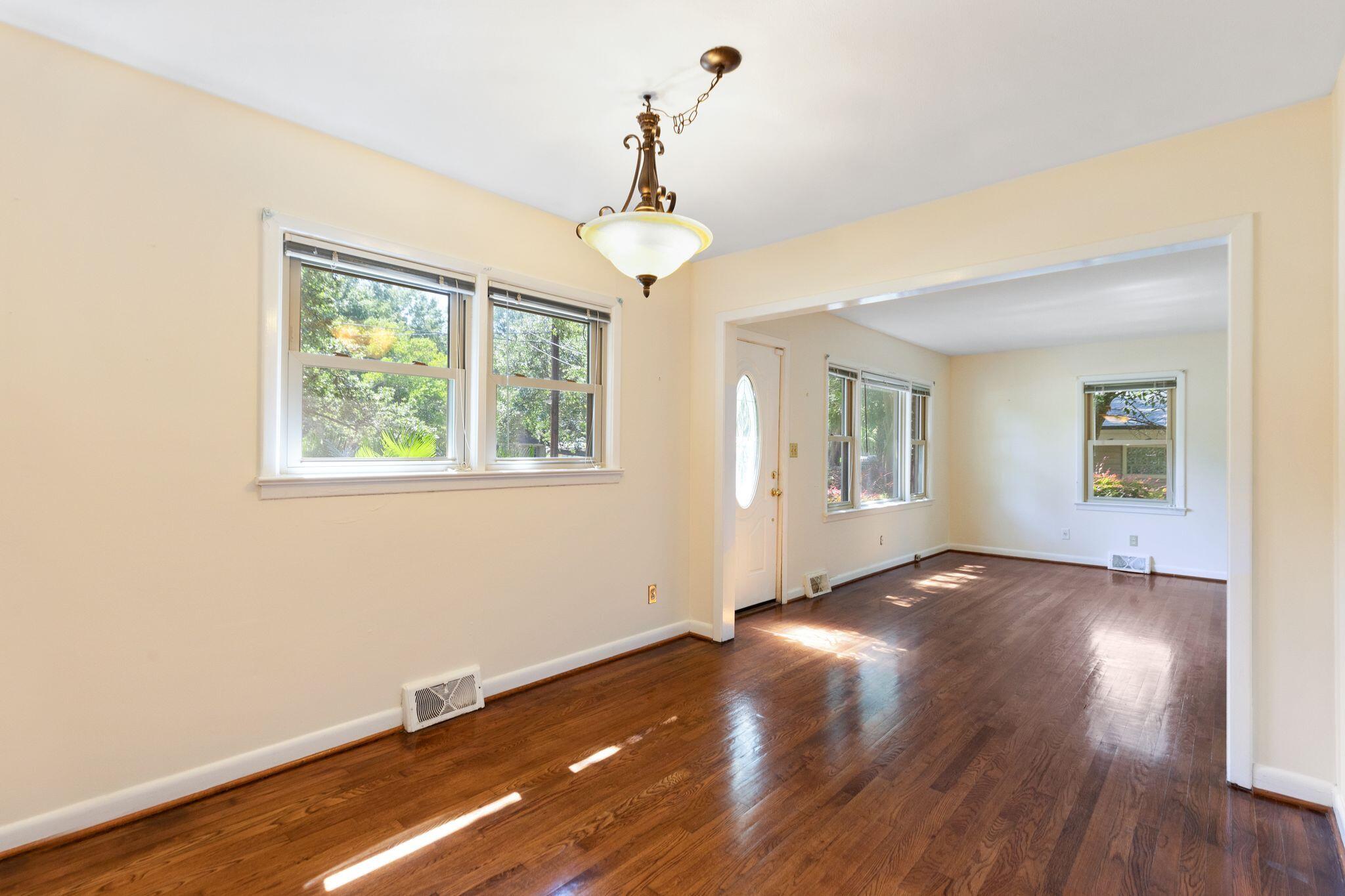 854 Montgomery Road Charleston, SC 29412 - Photo 10 of 42 854MontgomeryRd-KeenEyeMarketing-11