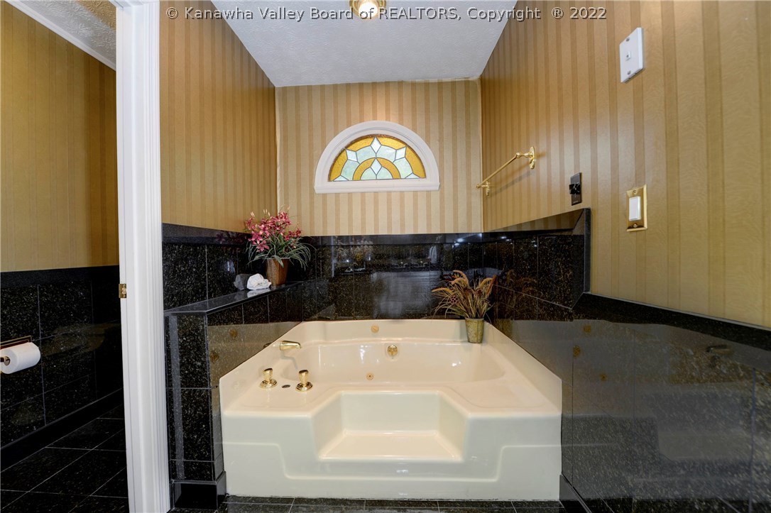 60 Summit Ridge Road Hurricane, WV 25526 - Photo 17 of 30 Gallery Image 17