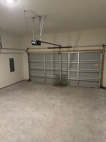 $2,500 | 39873 Fallbrook Avenue, North Branch, MN 55056